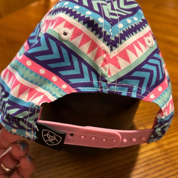 Ariat Pink Lucy Aztec print SnapBack Youth Cap One Size fits Most - Picture 3 of 8